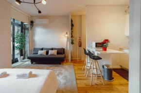 Luminous apartment in the heart of Porto